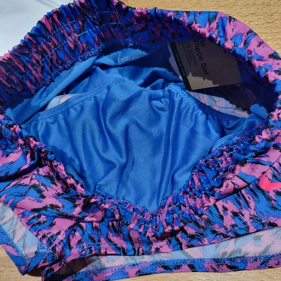 Nwt Girls Size 6X Nike Dri-FIT White Tee and Colorful Shorts Set Outfit - Picture 5 of 5